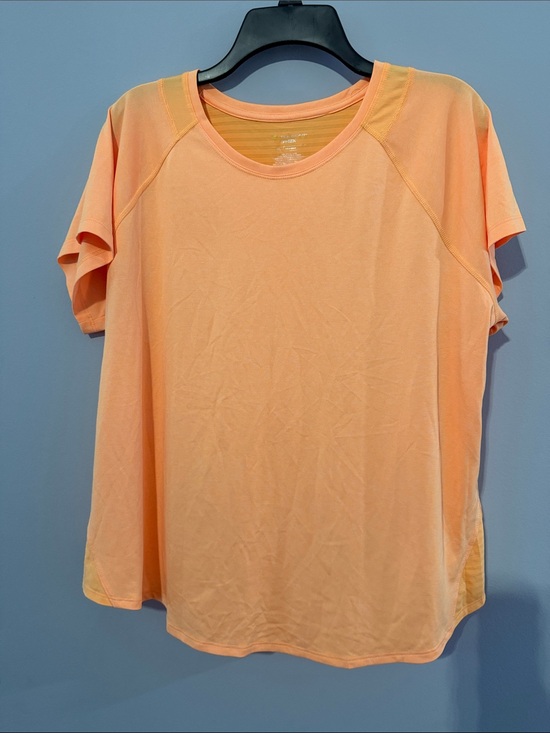 tek gear Tops - tek gear Peach Short-Sleeve Crewneck Top
